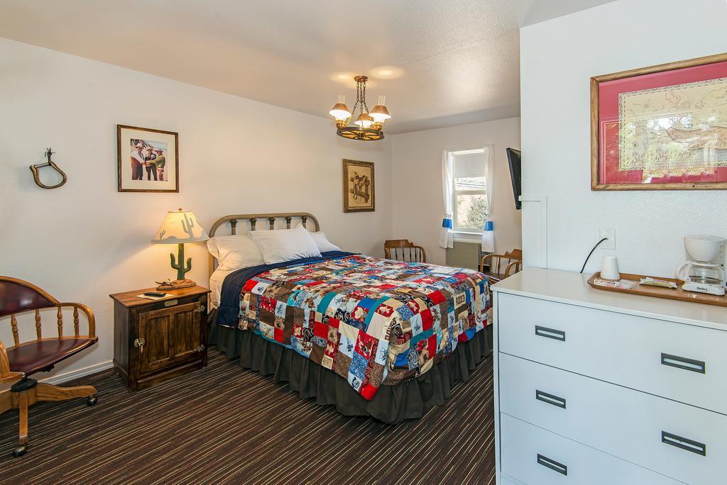 Virginia City Inn Zewnętrze zdjęcie