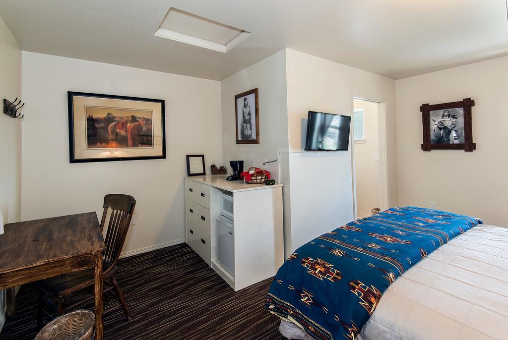 Virginia City Inn Zewnętrze zdjęcie